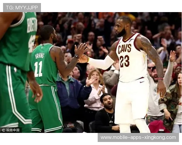 伤退八个月后复出即拿三双