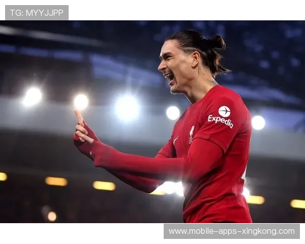 努涅斯头球点破利物浦禁区僵局